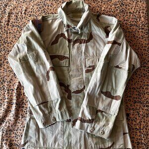 U.S. Desert Camo Distressed Military Lightweight Combat Jacket with Patches